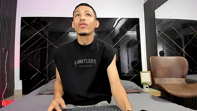 Camilo Contreras online show from June 8, 7:36 pm