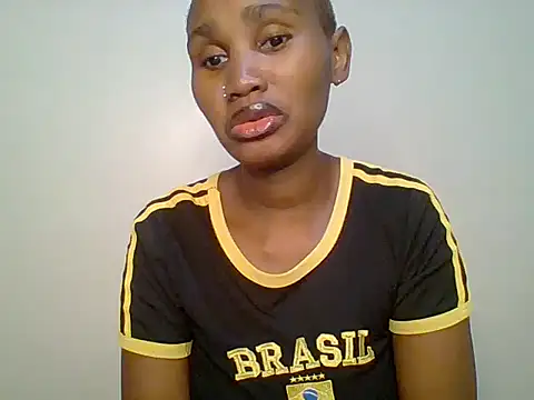 Snapshot of Bubble_ghurlm chatting on July 2, 8:42 am Bubble ghurlm online show from July 2, 8:42 am