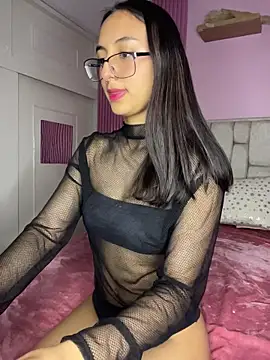 Snapshot of MoonLitDoll chatting on May 27, 10:28 pm MoonLitDoll online show from May 27, 10:28 pm
