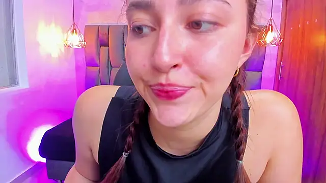 Snapshot of Miel_ferrer chatting on June 30, 1:22 pm Miel ferrer online show from June 30, 1:22 pm