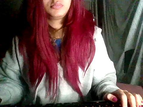 moraninha online show from June 17, 1:49 am
