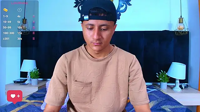 Snapshot of Thiago_Nova chatting on June 17, 3:28 am Thiago Nova online show from June 17, 3:28 am