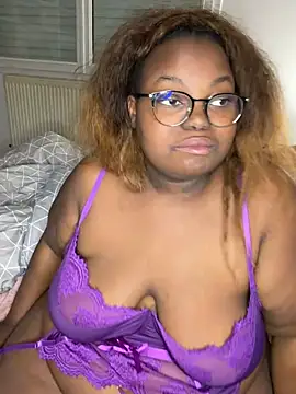perlebbwblack online show from May 20, 11:02 pm