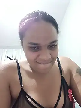 Snapshot of sexygirlbronw01 chatting on May 21, 9:17 am sexygirlbronw01 online show from May 21, 9:17 am