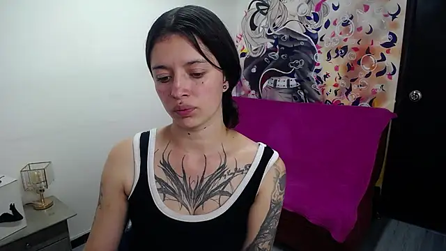 Lucia evans22 online show from June 9, 8:32 pm