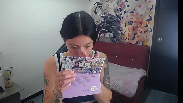 Lucia evans22 online show from July 3, 8:37 pm