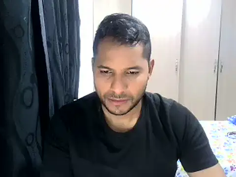 Snapshot of Bruno_vip chatting on July 9, 11:59 pm Bruno vip online show from July 9, 11:59 pm