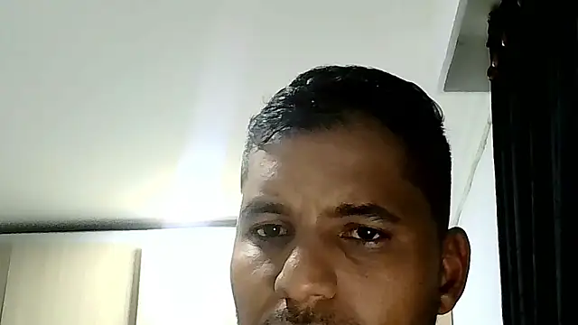Snapshot of Bruno_vip chatting on June 13, 2:31 am Bruno vip online show from June 13, 2:31 am