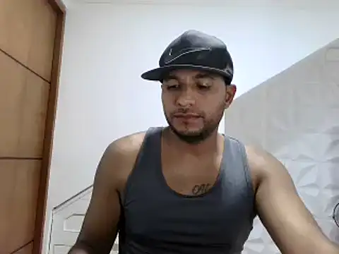 Snapshot of Bruno_vip chatting on May 25, 11:47 pm Bruno vip online show from May 25, 11:47 pm