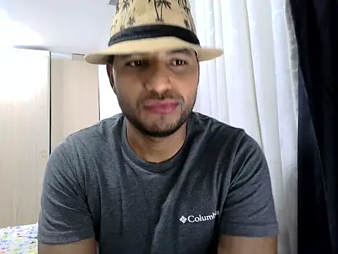 Snapshot of Bruno_vip chatting on May 28, 12:07 am Bruno vip online show from May 28, 12:07 am