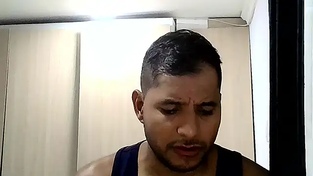 Snapshot of Bruno_vip chatting on June 13, 11:56 pm Bruno vip online show from June 13, 11:56 pm