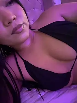 Snapshot of maria_lunag chatting on June 9, 3:07 am maria lunag online show from June 9, 3:07 am