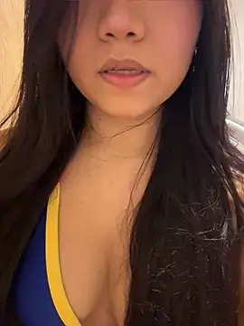 Snapshot of maria_lunag chatting on June 28, 3:24 am maria lunag online show from June 28, 3:24 am