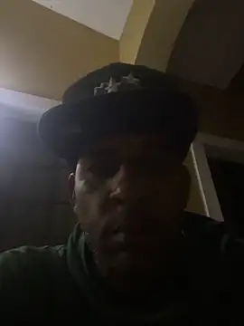 Snapshot of rafa037 chatting on May 27, 1:57 am rafa037 online show from May 27, 1:57 am