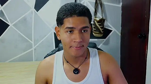 Snapshot of _juanacock_ chatting on June 30, 12:32 am juanacock online show from June 30, 12:32 am