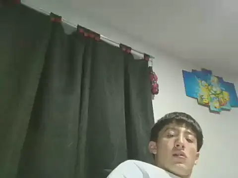 Snapshot of alejolion chatting on May 29, 3:01 am alejolion online show from May 29, 3:01 am