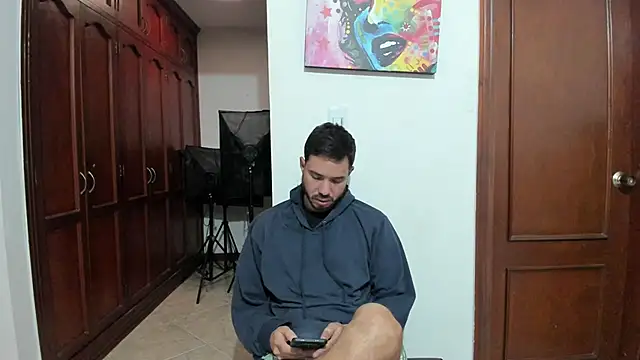 Snapshot of Mystic_temptation2 chatting on June 19, 1:17 pm Mystic temptation2 online show from June 19, 1:17 pm
