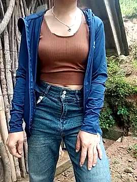 Snapshot of Heryy_xx chatting on July 9, 12:22 am Heryy xx online show from July 9, 12:22 am