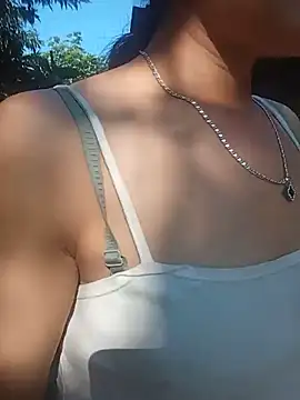 Snapshot of Heryy_xx chatting on July 3, 9:38 am Heryy xx online show from July 3, 9:38 am