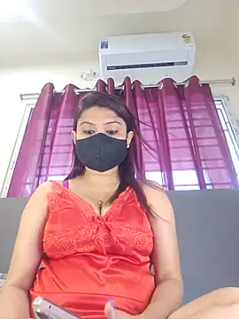 urs evaa72 online show from June 5, 10:21 am