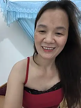 Snapshot of Lye_lovely chatting on May 27, 3:08 pm Lye lovely online show from May 27, 3:08 pm