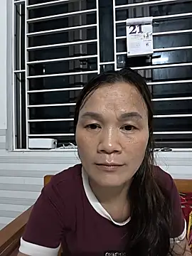 Lye lovely online show from May 21, 3:42 pm