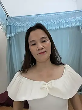 Snapshot of Lye_lovely chatting on June 2, 12:38 pm Lye lovely online show from June 2, 12:38 pm