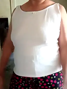 Snapshot of Bong_sexy chatting on June 22, 7:16 am Bong sexy online show from June 22, 7:16 am