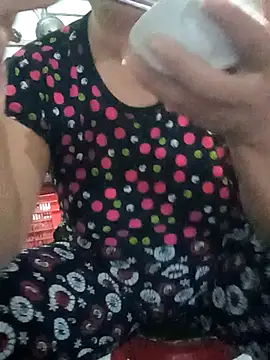 Snapshot of Bong_sexy chatting on July 4, 10:47 pm Bong sexy online show from July 4, 10:47 pm