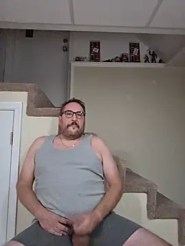 Snapshot of the_Milk_Man chatting on July 17, 9:28 am the Milk Man online show from July 17, 9:28 am
