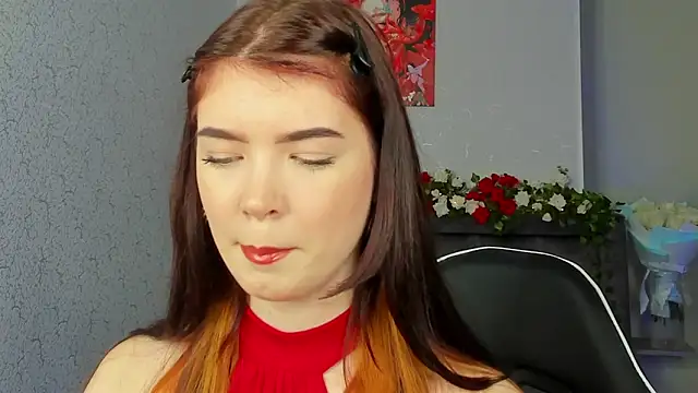 Snapshot of MelissaMay__ chatting on June 16, 10:10 pm MelissaMay online show from June 16, 10:10 pm