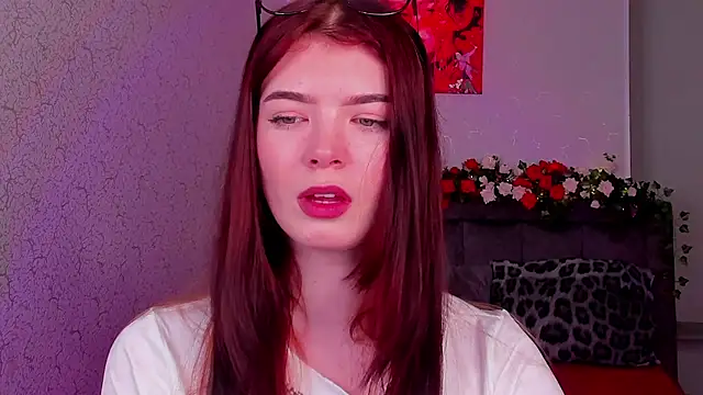 Snapshot of MelissaMay__ chatting on June 11, 1:16 am MelissaMay online show from June 11, 1:16 am