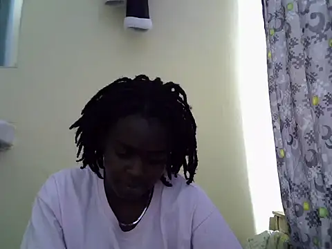 Pretty Liz255 online show from June 8, 1:33 pm
