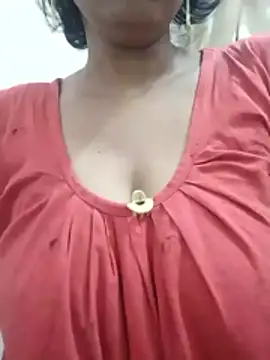 Snapshot of Sassy_riya09 chatting on June 16, 1:27 am Sassy riya09 online show from June 16, 1:27 am