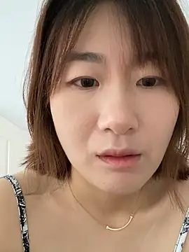 Snapshot of U-mi chatting on July 13, 1:49 am U-mi online show from July 13, 1:49 am