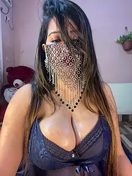 Wildbitchfuckk online show from May 31, 5:29 pm