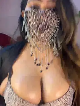 Wildbitchfuckk online show from June 2, 6:08 pm