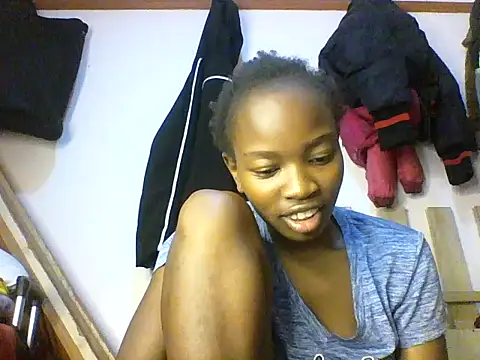 aliana082169 online show from June 10, 9:10 am
