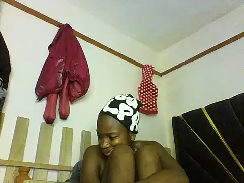 aliana082169 online show from May 28, 8:11 am