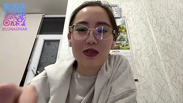 Snapshot of VickieTrudo chatting on June 10, 9:27 pm VickieTrudo online show from June 10, 9:27 pm