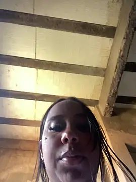 jhenannyy online show from June 15, 3:23 pm