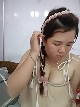 Snapshot of baby_rose026 chatting on June 27, 2:12 pm baby rose026 online show from June 27, 2:12 pm