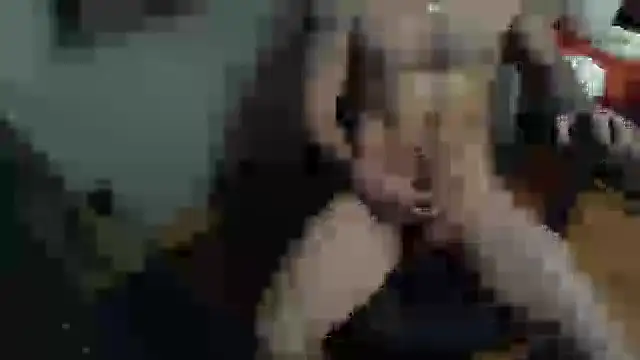 Snapshot of Clevername90 chatting on December 3, 5:08 am Clevername90 online show from December 3, 5:08 am