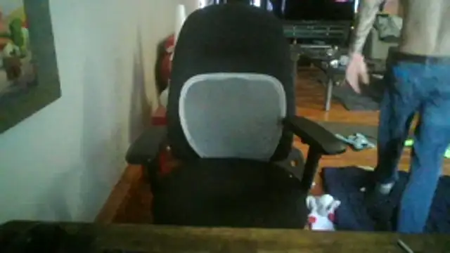 Snapshot of Clevername90 chatting on November 12, 11:08 pm Clevername90 online show from November 12, 11:08 pm