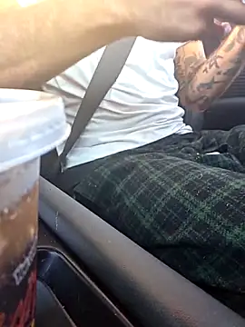 Snapshot of Clevername90 chatting on October 23, 2:27 pm Clevername90 online show from October 23, 2:27 pm