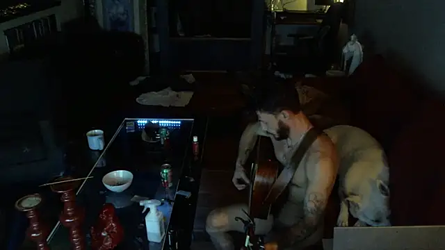 Snapshot of Clevername90 chatting on December 4, 10:25 am Clevername90 online show from December 4, 10:25 am