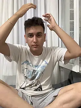imjustaboyy1 online show from June 29, 5:23 pm