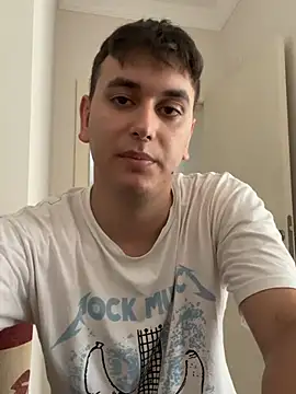 imjustaboyy1 online show from July 4, 12:32 pm