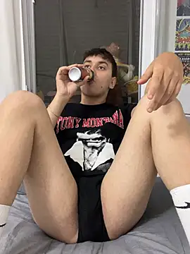 imjustaboyy1 online show from July 23, 9:44 pm