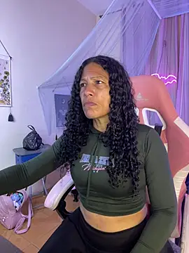 victorya milf online show from July 2, 8:37 pm